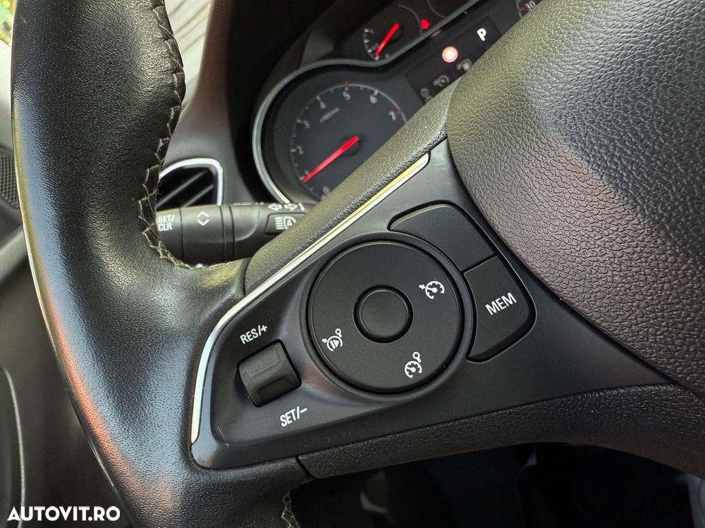 Opel Grandland X 1.2 Start/Stop Automatik INNOVATION - 19