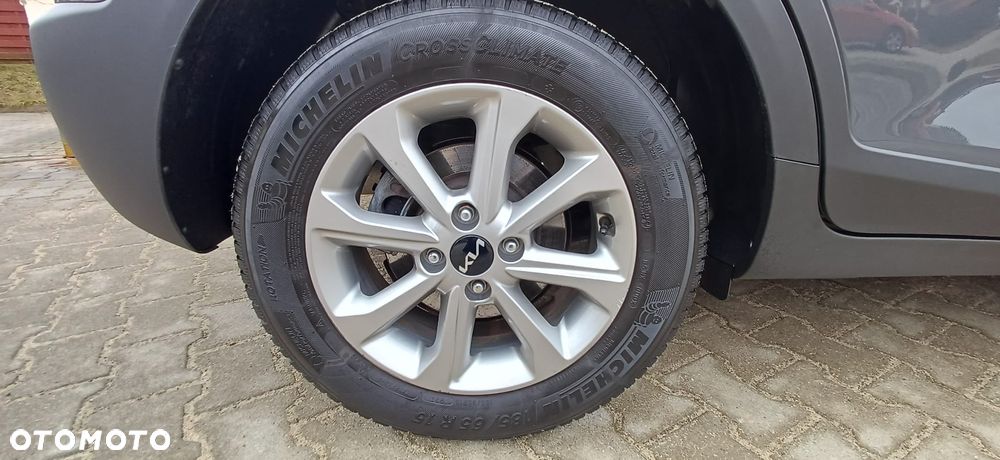 Kia Stonic 1.2 M - 6