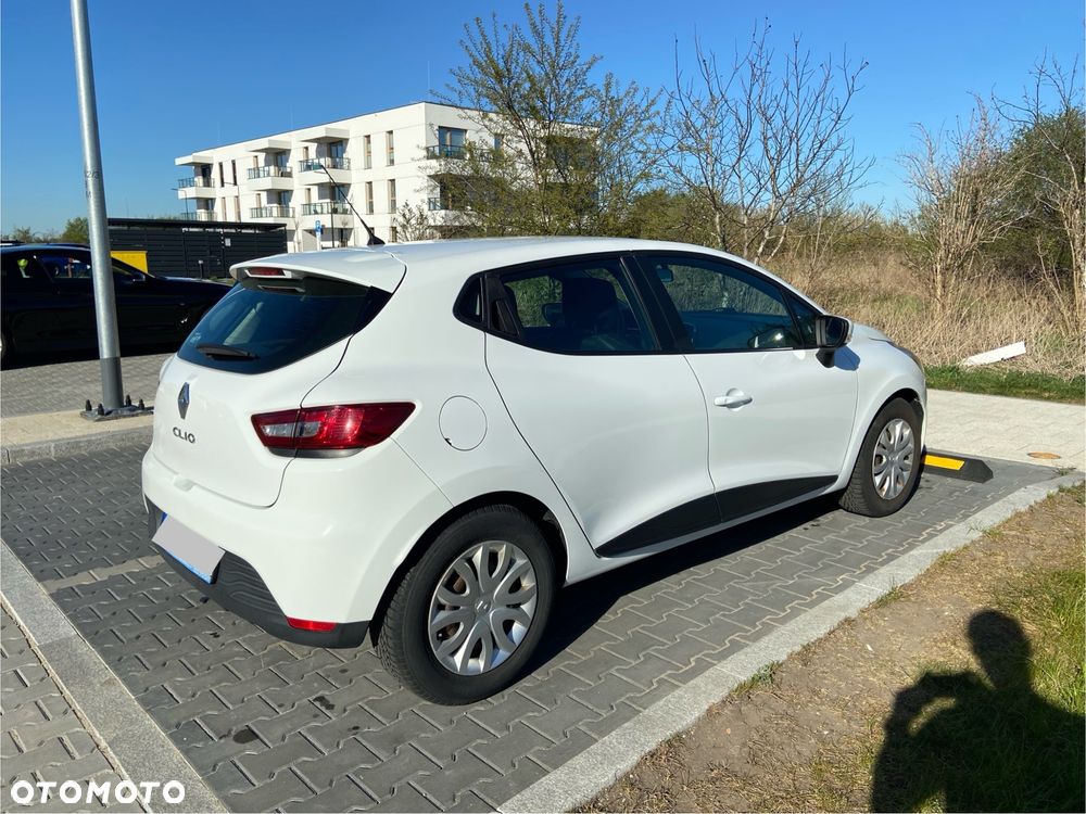 Renault Clio - 8