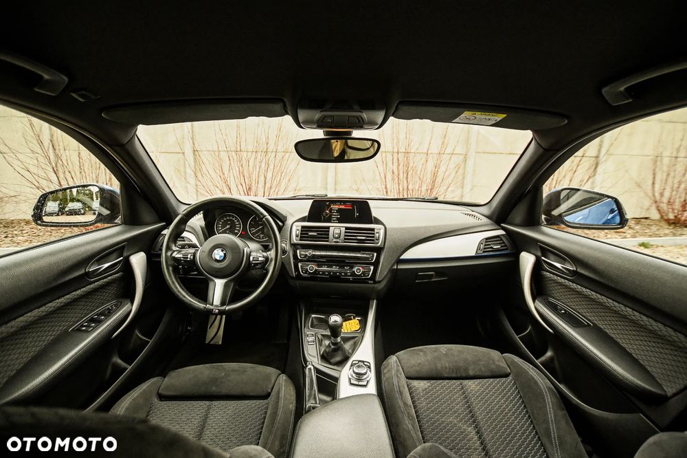 BMW Seria 1 116d Edition M Sport Shadow - 23