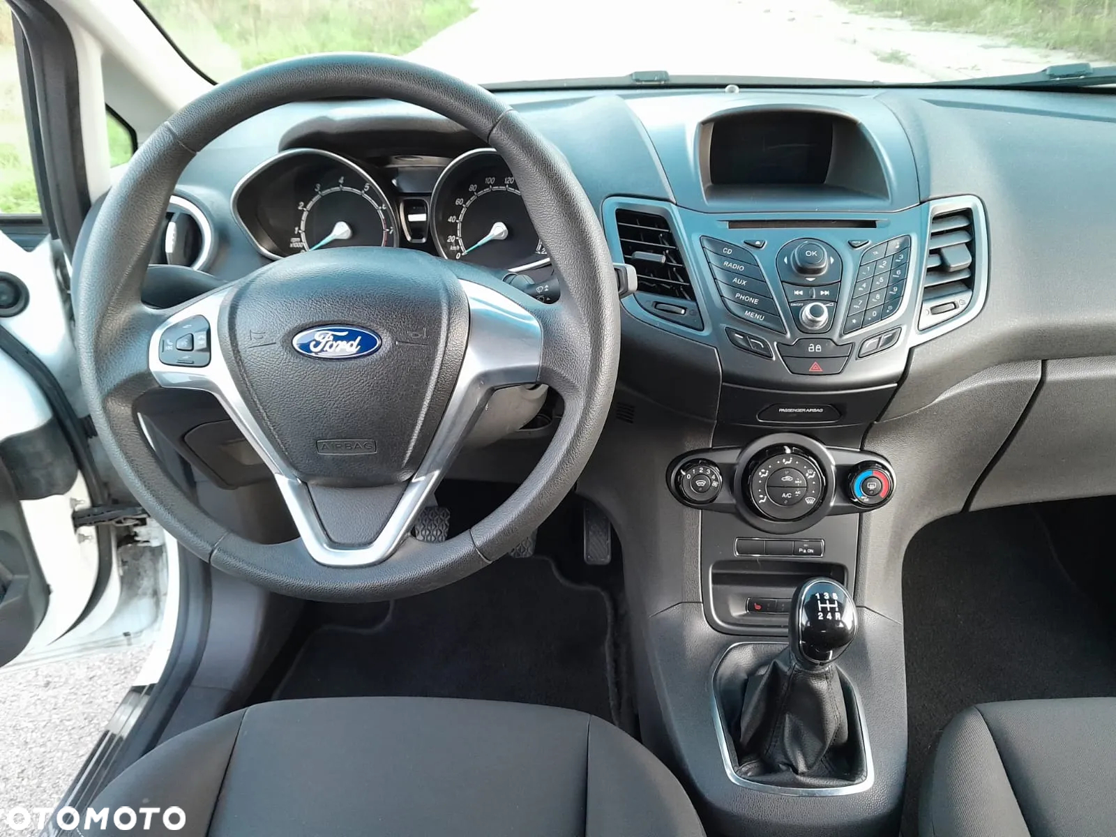 Ford Fiesta - 8