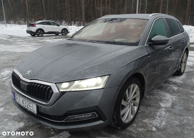 Skoda Octavia 2.0 TDI Style DSG - 1