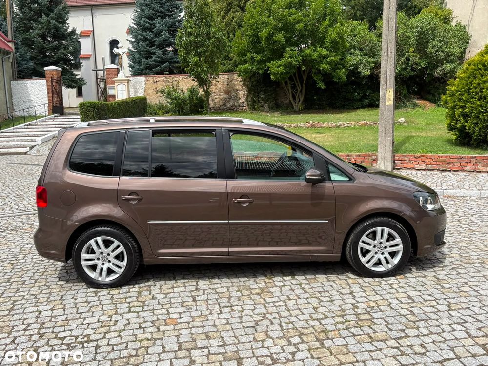 Volkswagen Touran 2.0 TDI DPF BlueMotion Technology Cup - 4