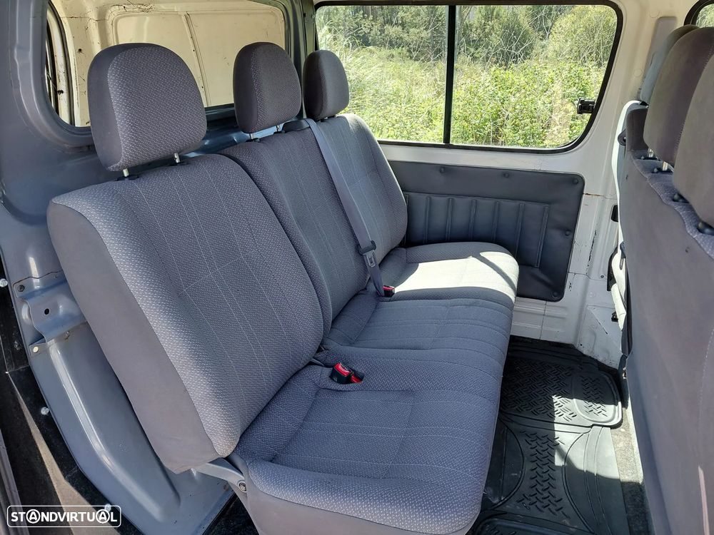 Toyota HiAce 2.5 D-4D Service 2.8T - 7