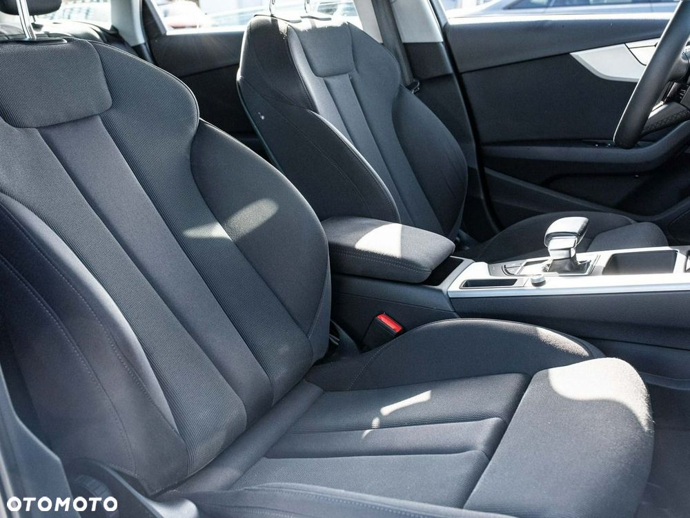 Audi A4 Avant 35 TDI mHEV S tronic - 29
