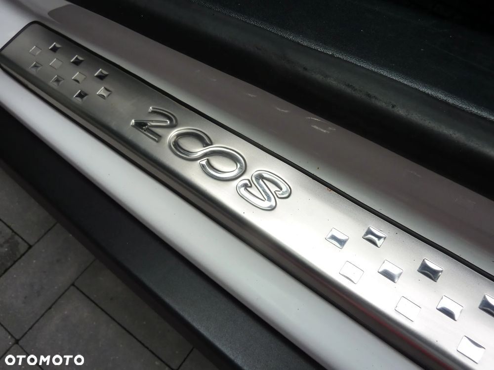 Peugeot 2008 PureTech 82 Allure - 22
