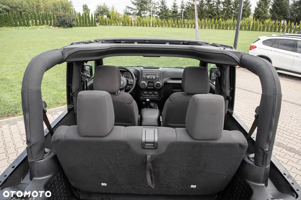 Jeep Wrangler - 7