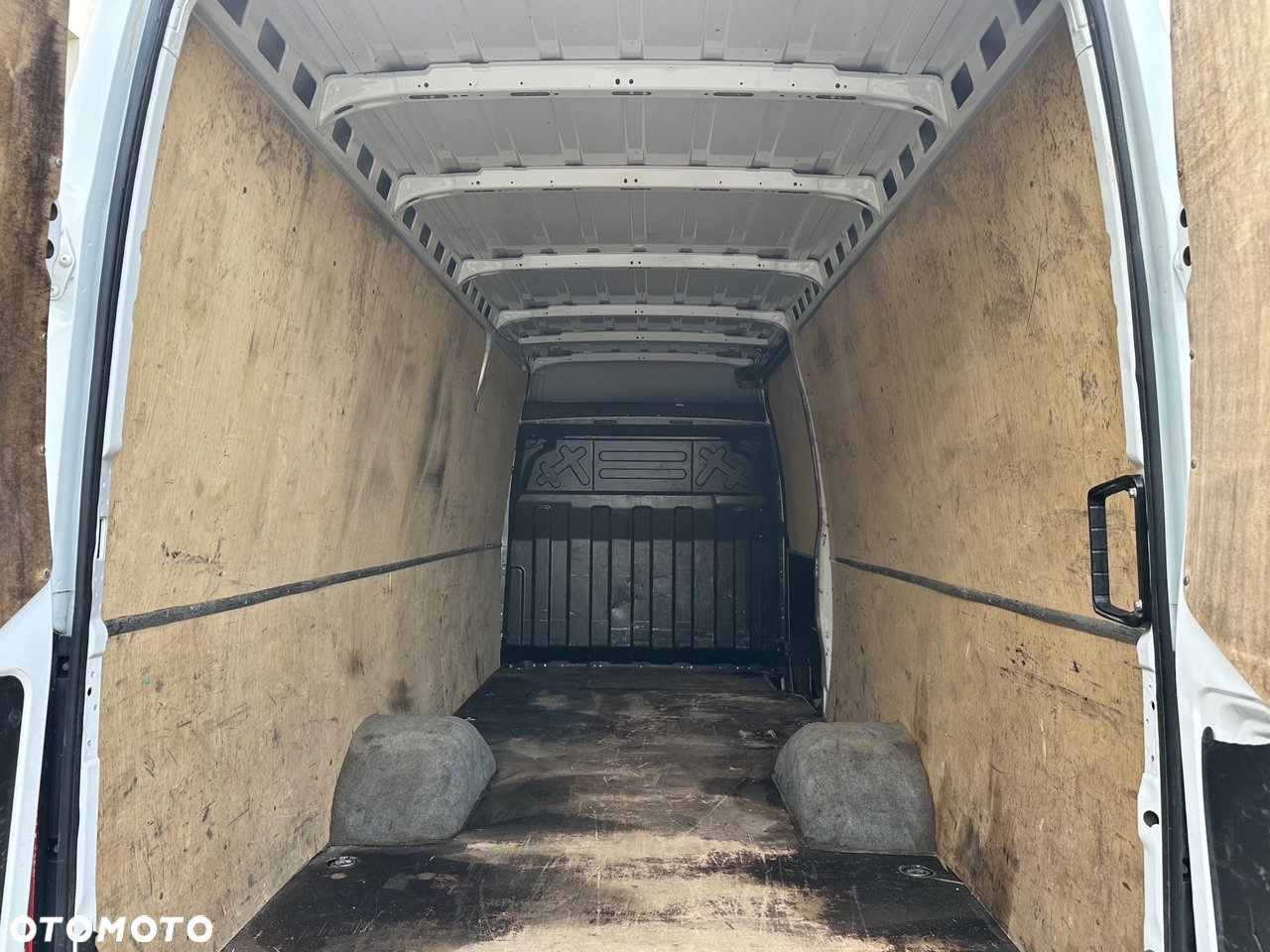 Iveco Daily 35C18 3.0 HPI 2020 r. Furgon , Bliźniak , Maxi , Max - 15