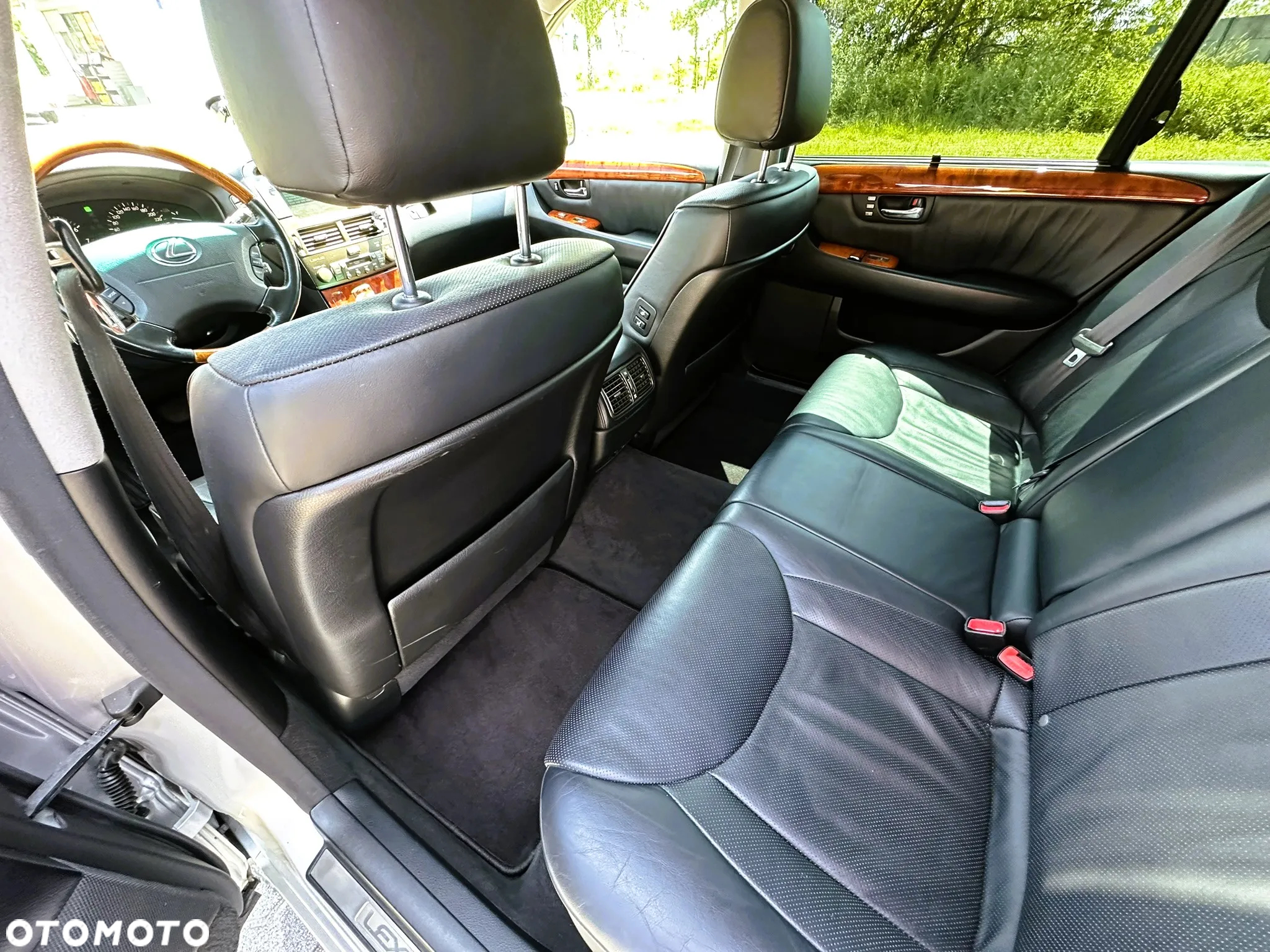 Lexus LS - 17