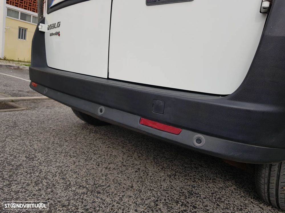 Fiat Doblo 3 Lugares - 40