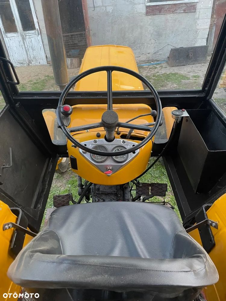 Ursus 360 - 11