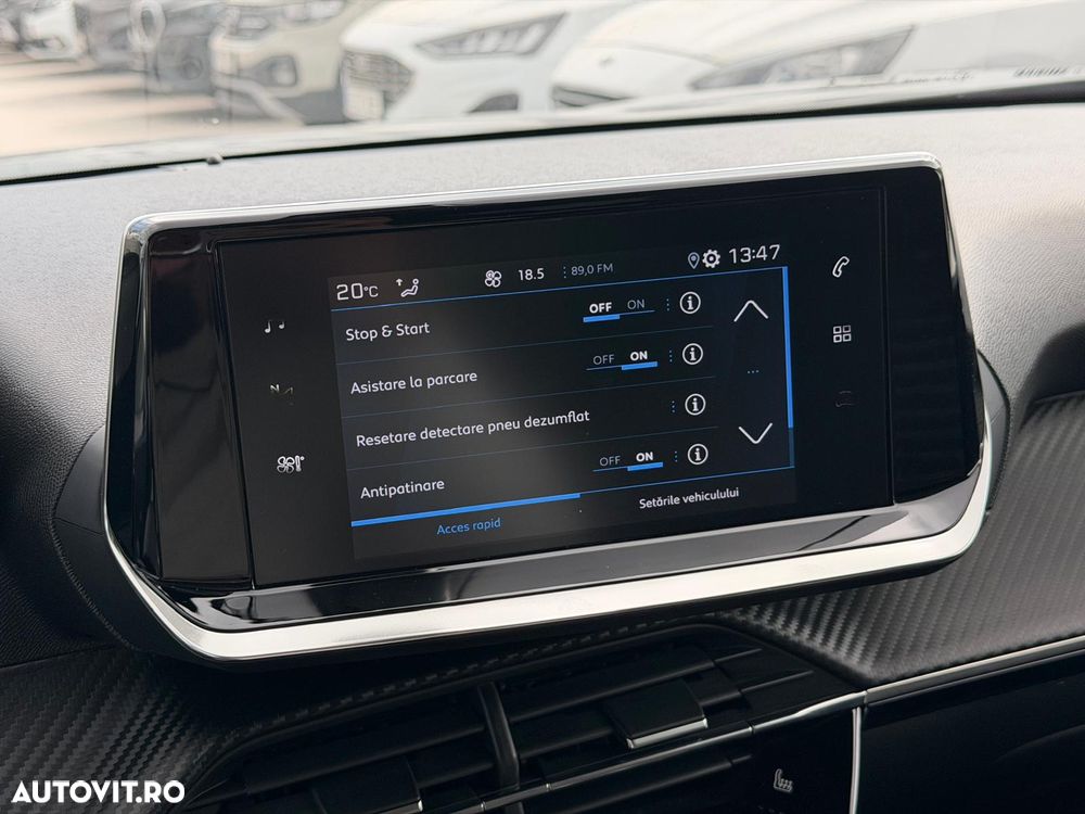 Peugeot 2008 1.2 L PureTech STT EAT8 Allure - 29