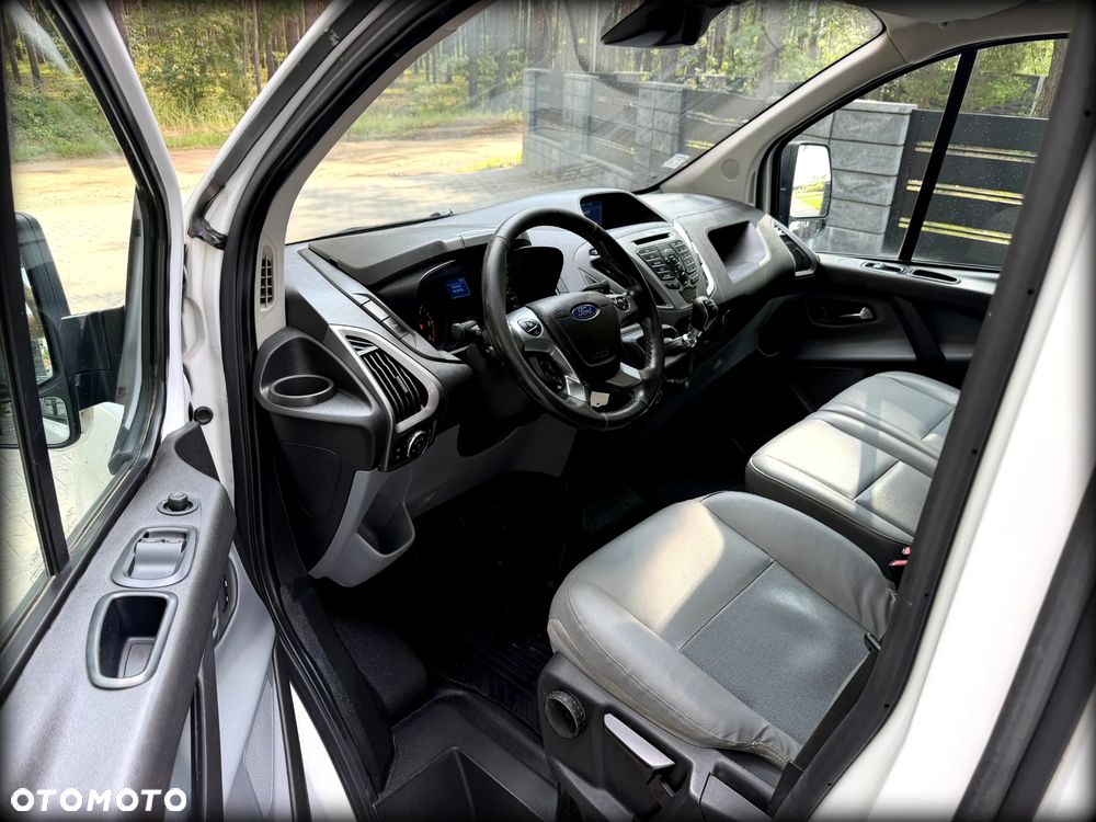 Ford TRANSIT CUSTOM - 20