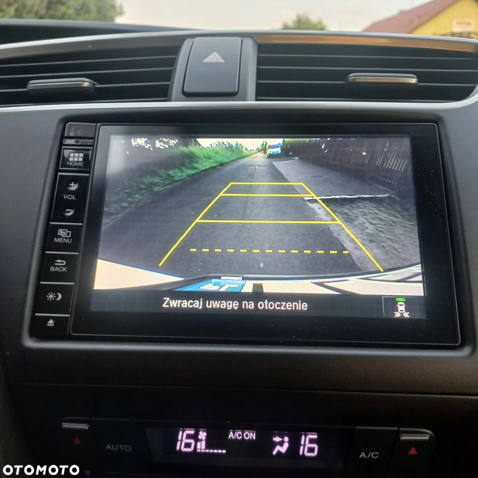 Honda Civic 1.8 i-VTEC Sport - 10