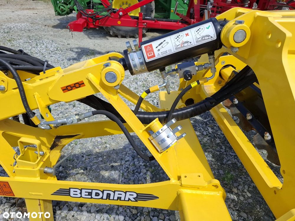 BEDNAR ACTROS RO 3000 - 8