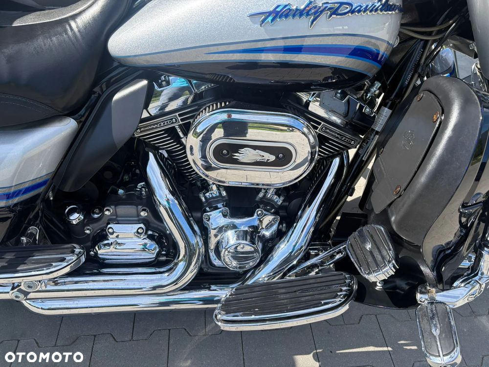 Harley-Davidson Touring Electra Glide - 23