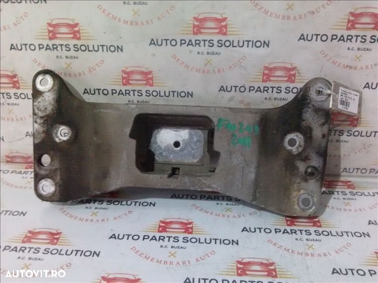 traversa cutie viteze automata bmw  f10 2.0 d  an fabr. 2011 - 1