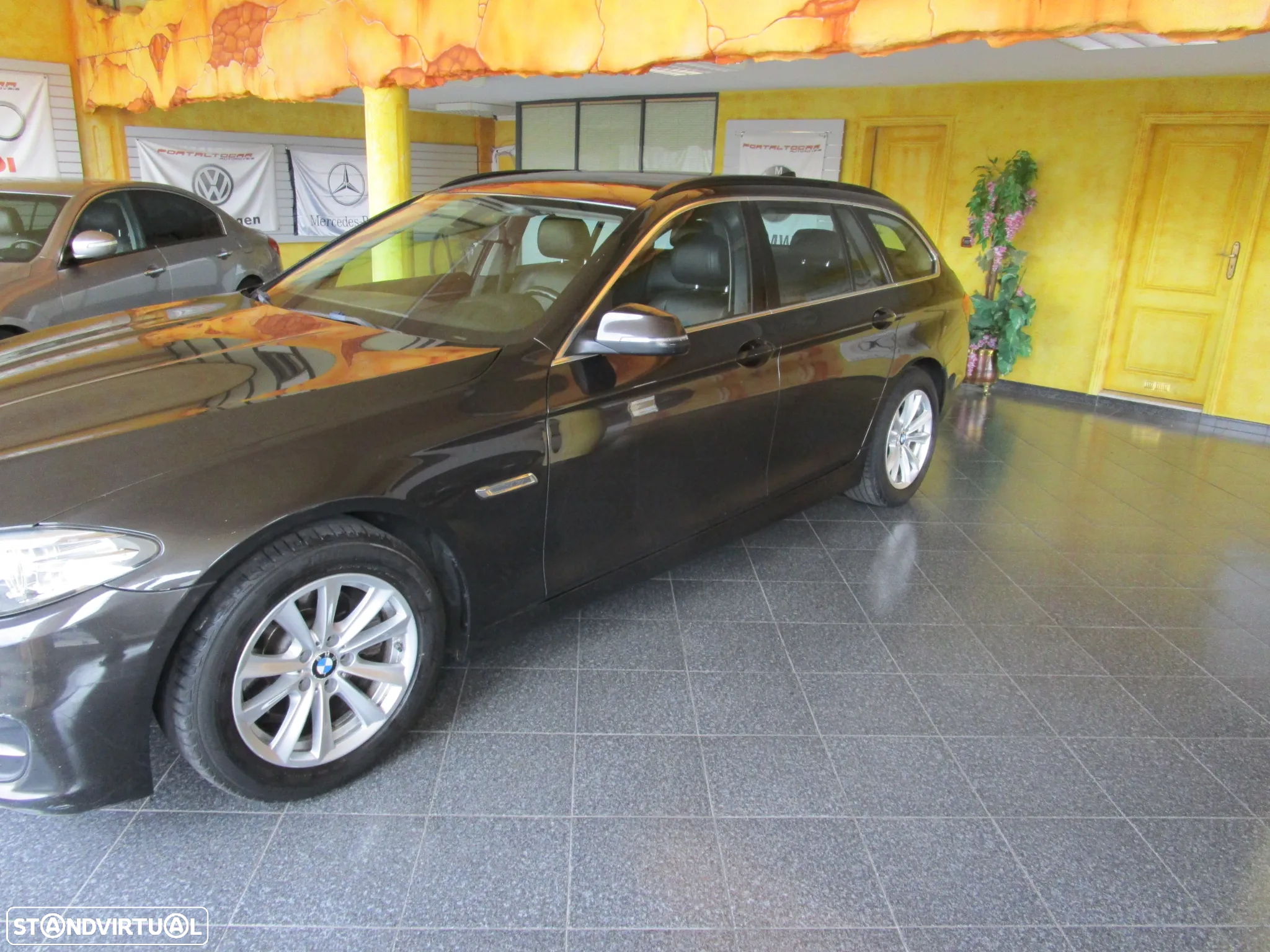 BMW 520 d Touring Aut. Luxury Line - 12