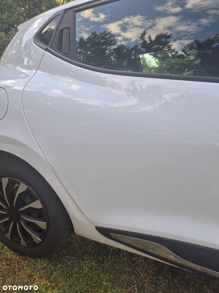Renault Clio 1.2 16V Limited 2018 - 4