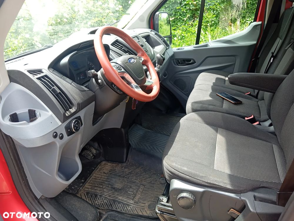 Ford Transit - 13