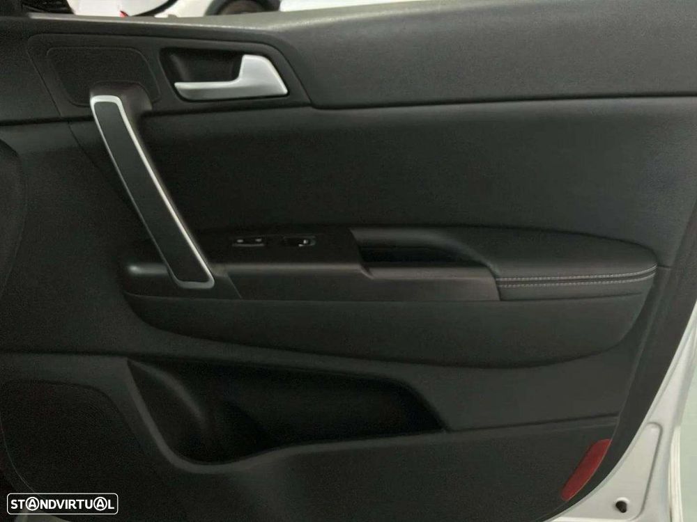 Kia Sportage 1.6 CRDI ISG SX - 25