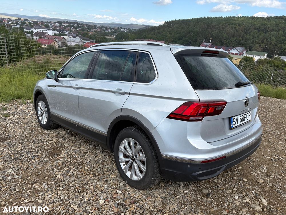 Volkswagen Tiguan - 2