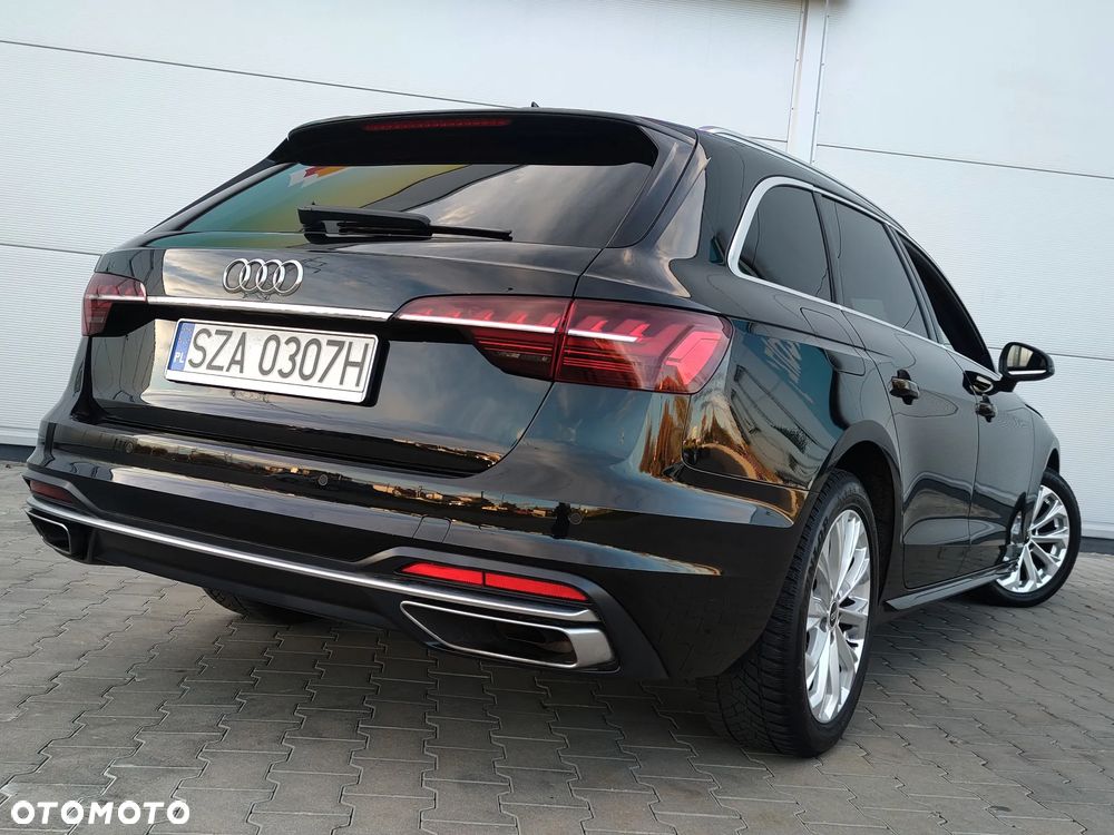 Audi A4 Avant 35 TFSI S tronic - 16