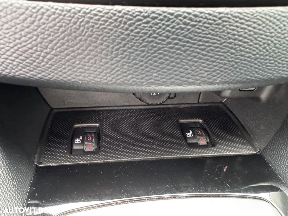 Peugeot 308 SW 1.2 L PureTech Turbo S&S Active - 21