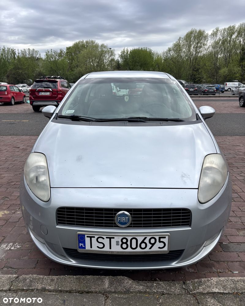 Fiat Grande Punto - 4