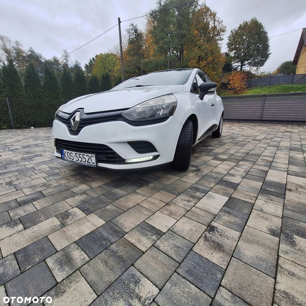 Renault Clio - 7