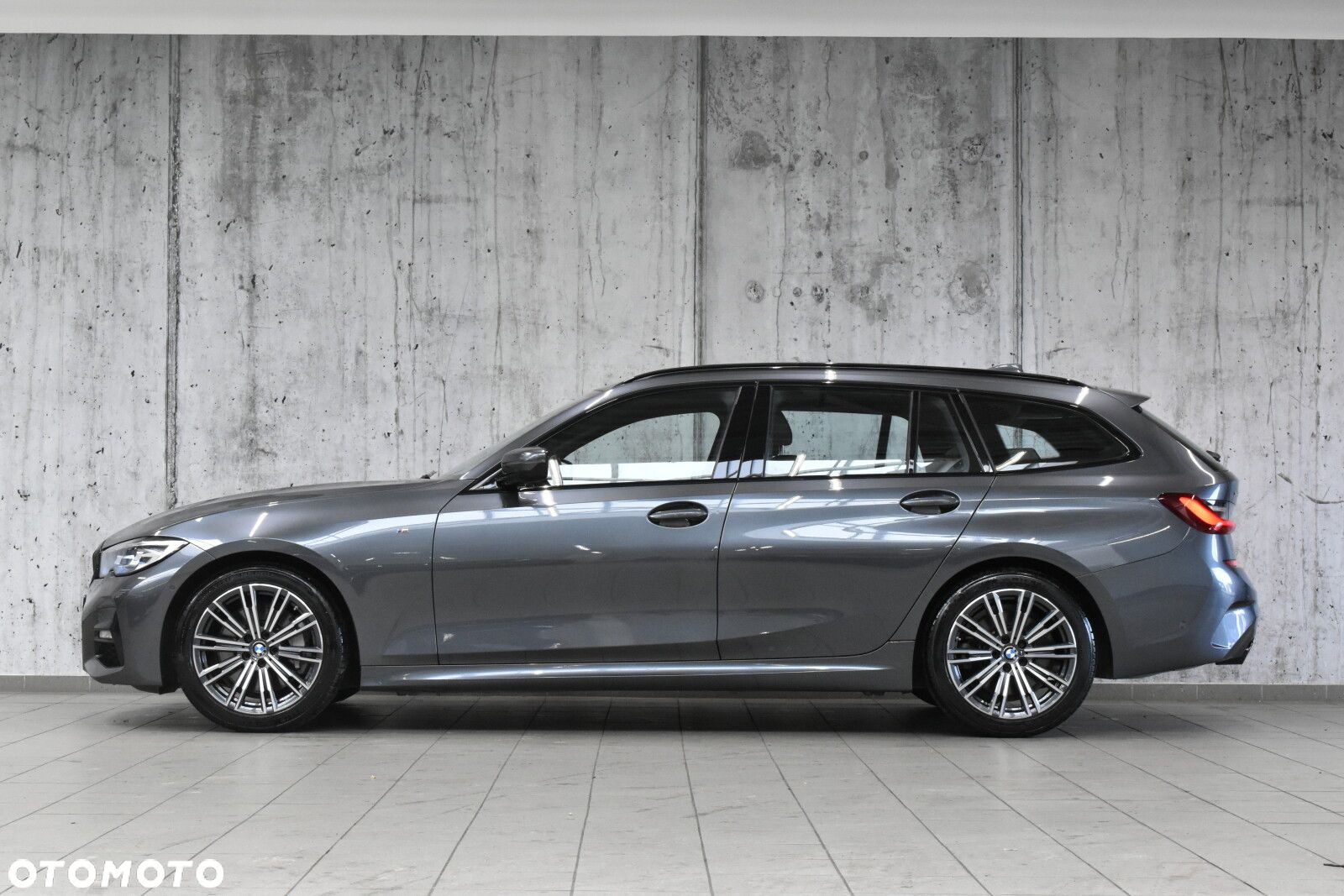 BMW Seria 3 330i xDrive M Sport sport - 3