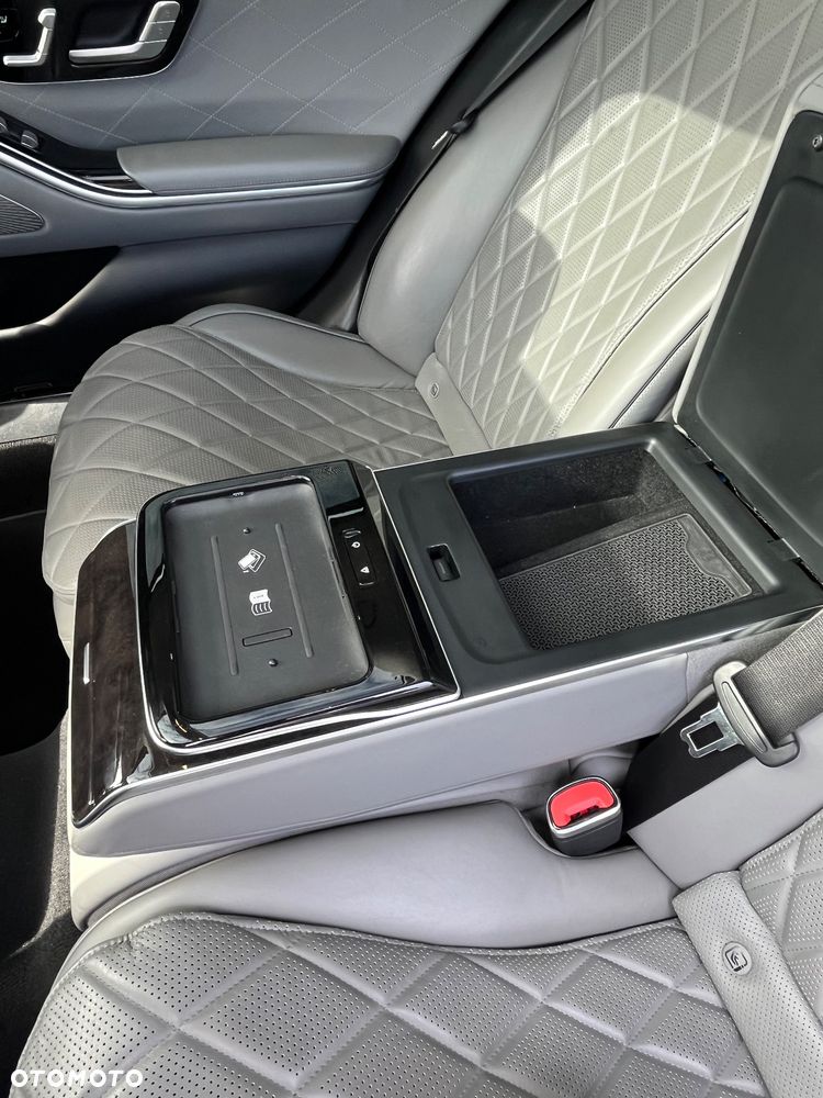 Mercedes-Benz Klasa S 500 4-Matic L 9G-TRONIC - 30