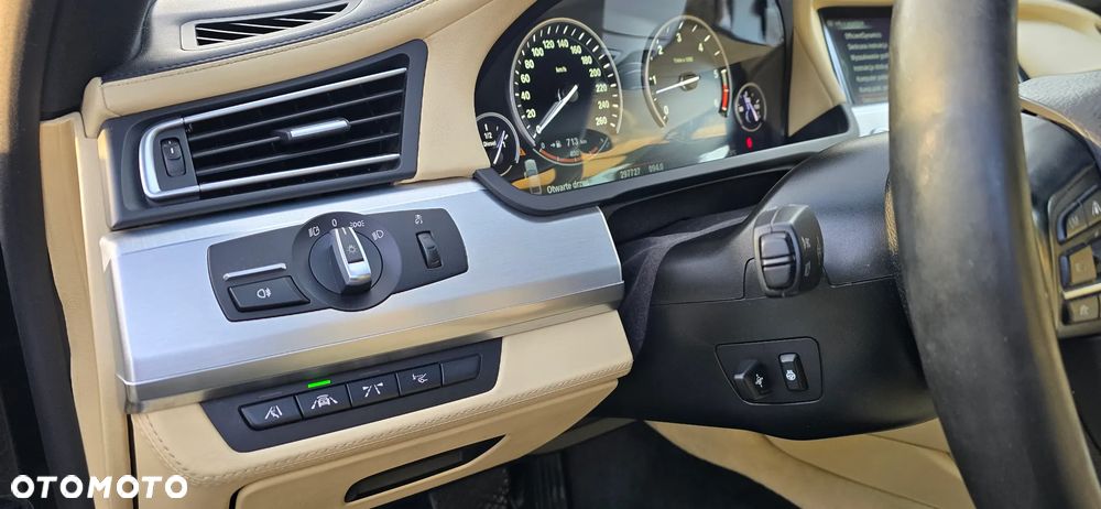 BMW Seria 7 730d Edition Exclusive - 12