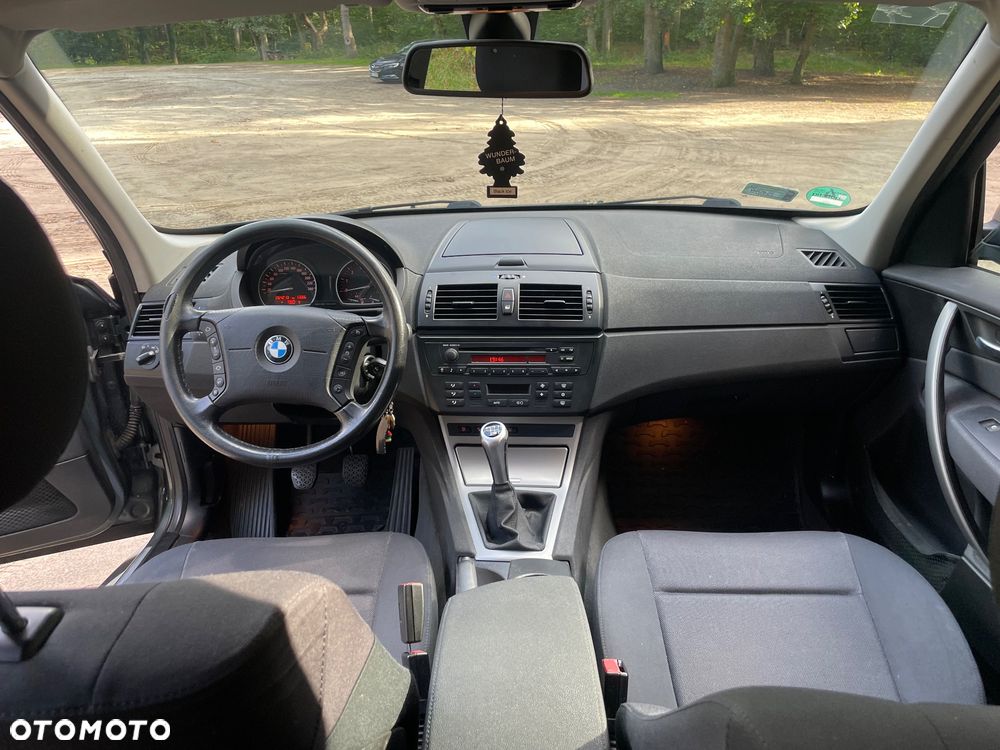 BMW X3 2.0i - 10