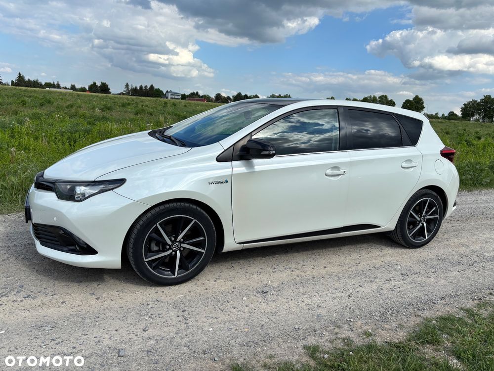 Toyota Auris - 2