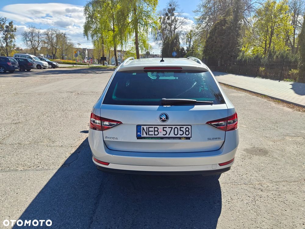 Skoda Superb 1.8 TSI Style - 11