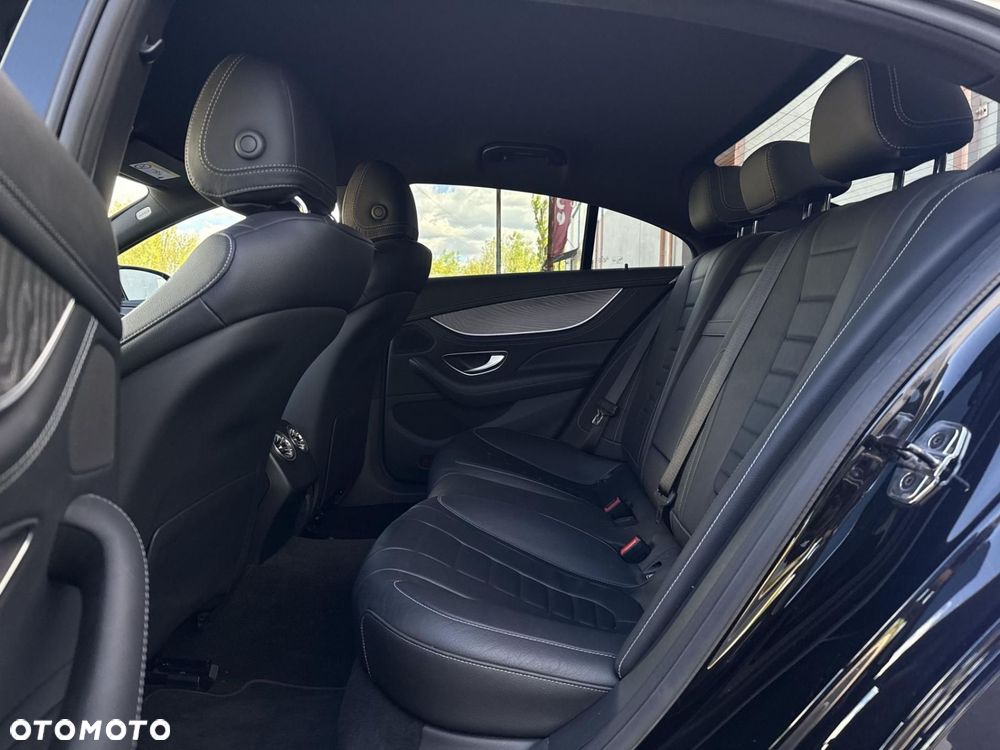 Mercedes-Benz CLS - 18