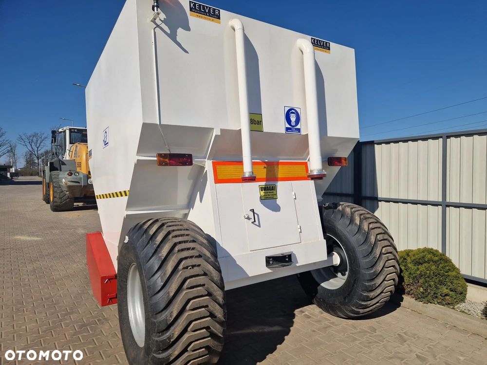 TOZAMET RS12000 * dostępny od ręki * rozsypywacz spoiw * - 4