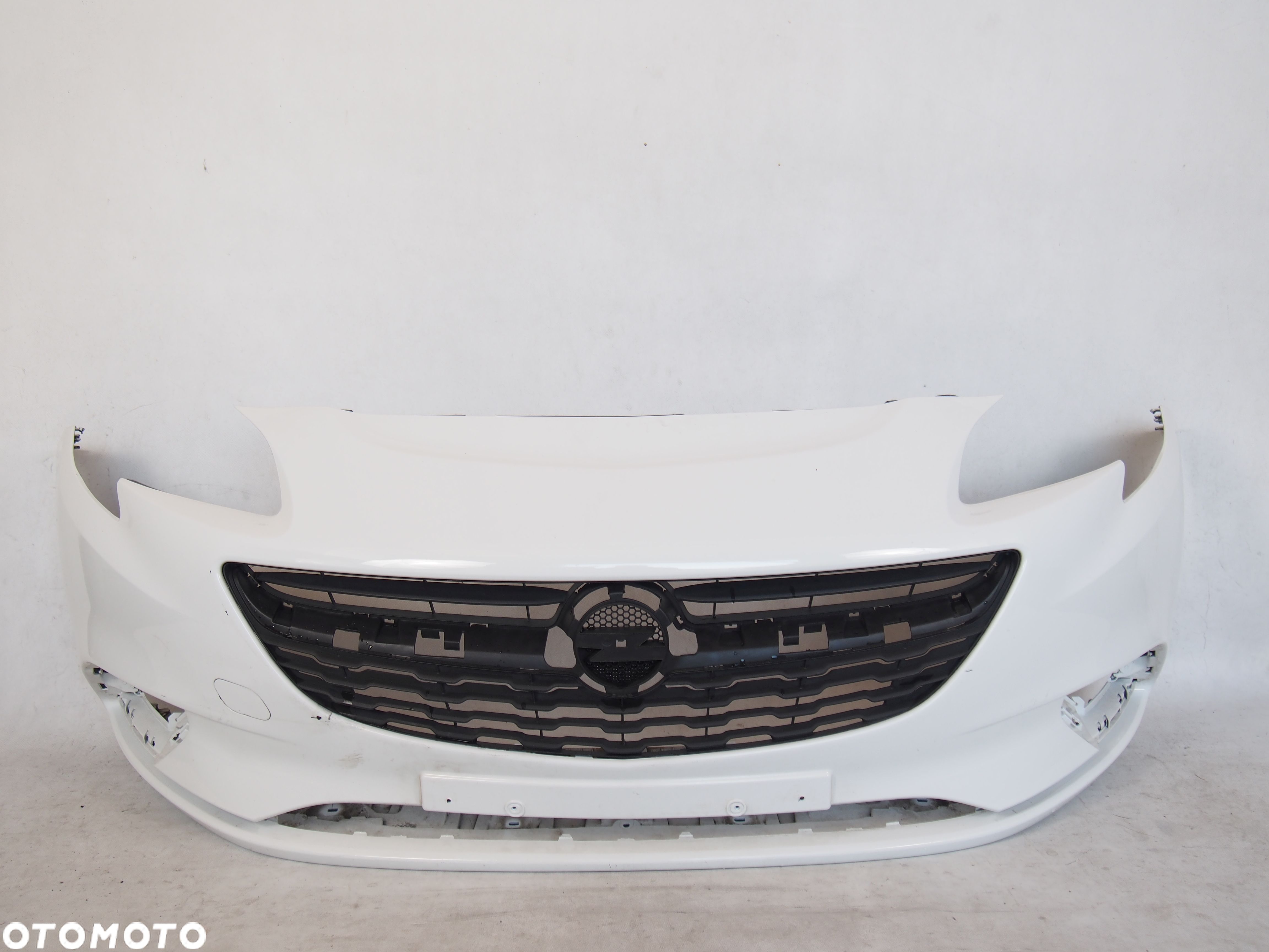 Opel Corsa E 15r Zderzak przod przedni 2015 - 1