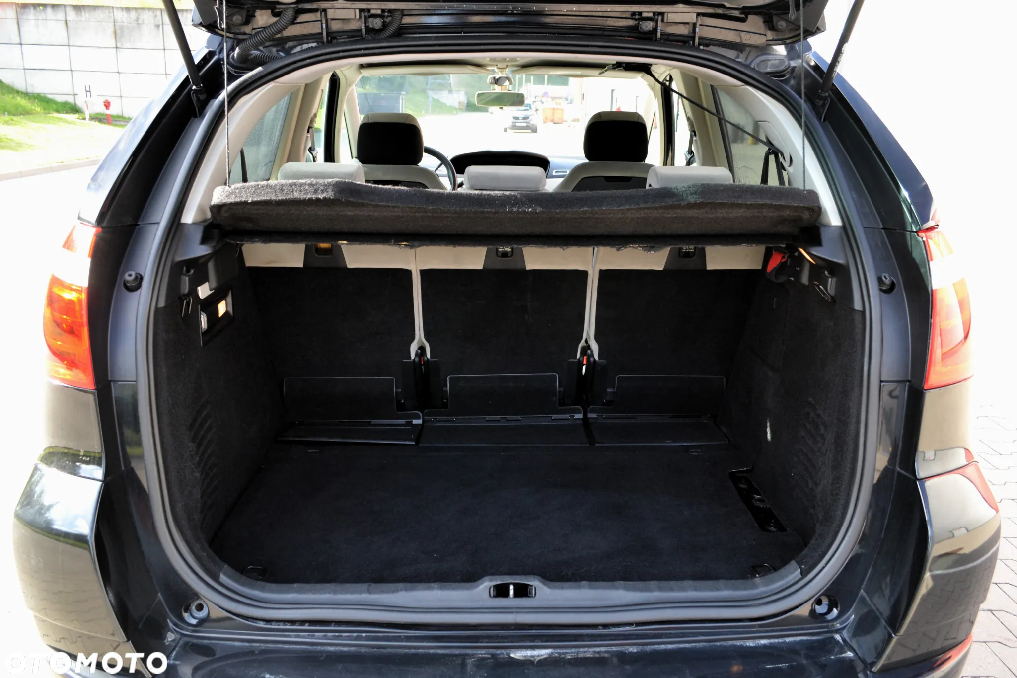 Citroën C4 Picasso 1.6 HDi FAP ESG6 Confort - 33