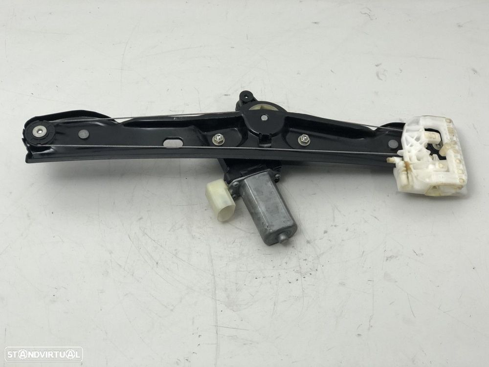 Motor elevador Trás/Esq Usado BMW 1 (F20) 118 d | 03.15 -  REF. 177567 10 - 3