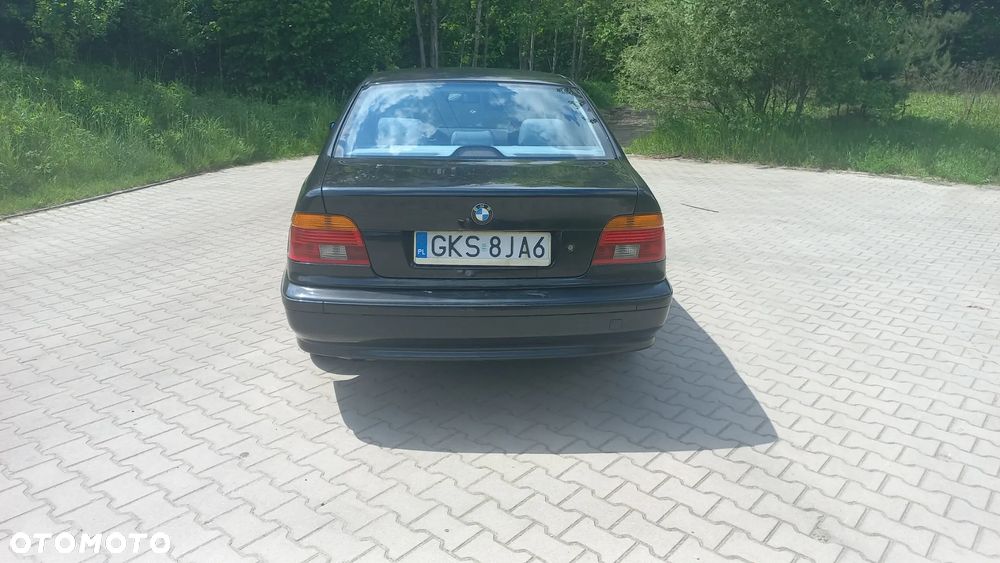 BMW Seria 5 - 10