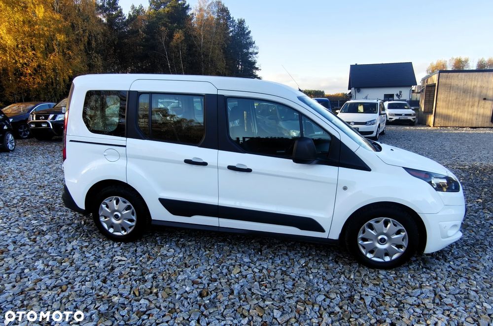 Ford Transit Connect - 13