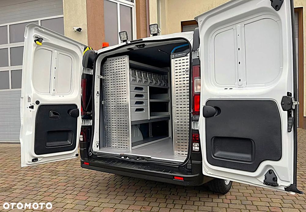 Renault Trafic Warsztat Sortimo - 9