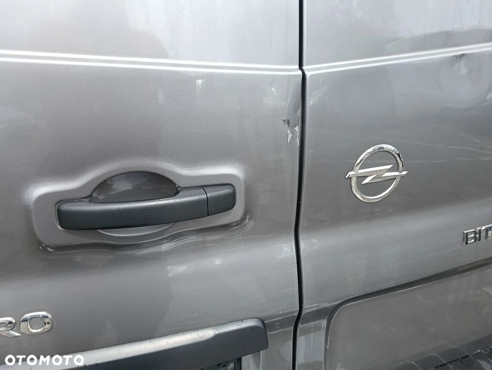 Opel Vivaro - 16