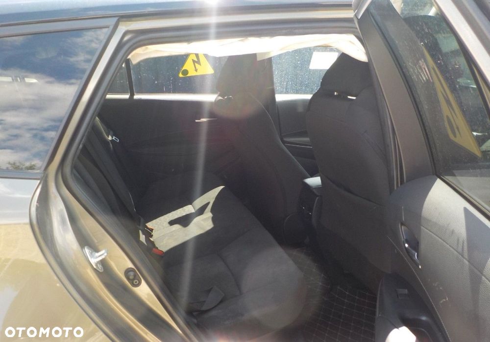Toyota Corolla - 21
