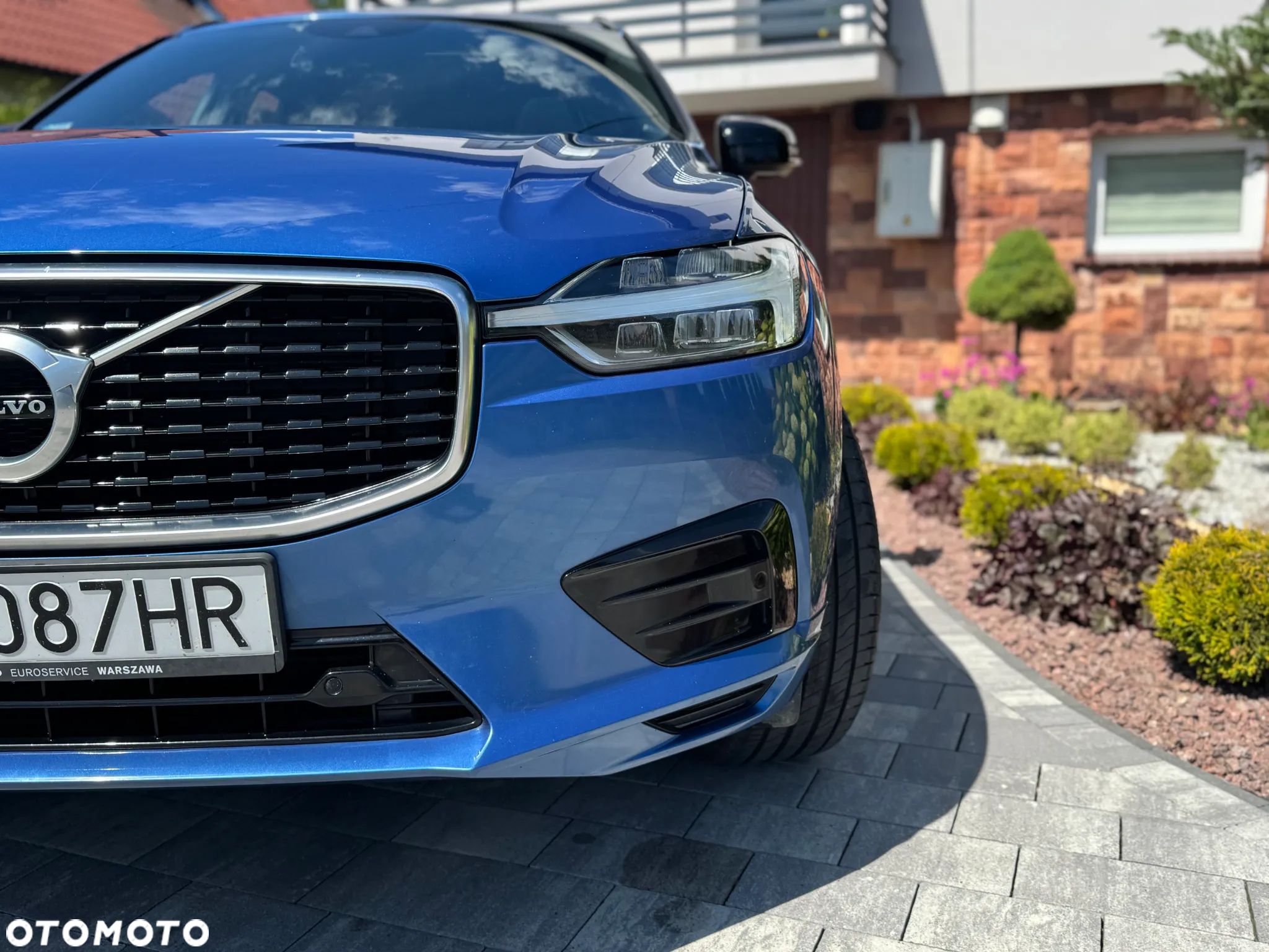 Volvo XC 60 D4 R-Design - 1