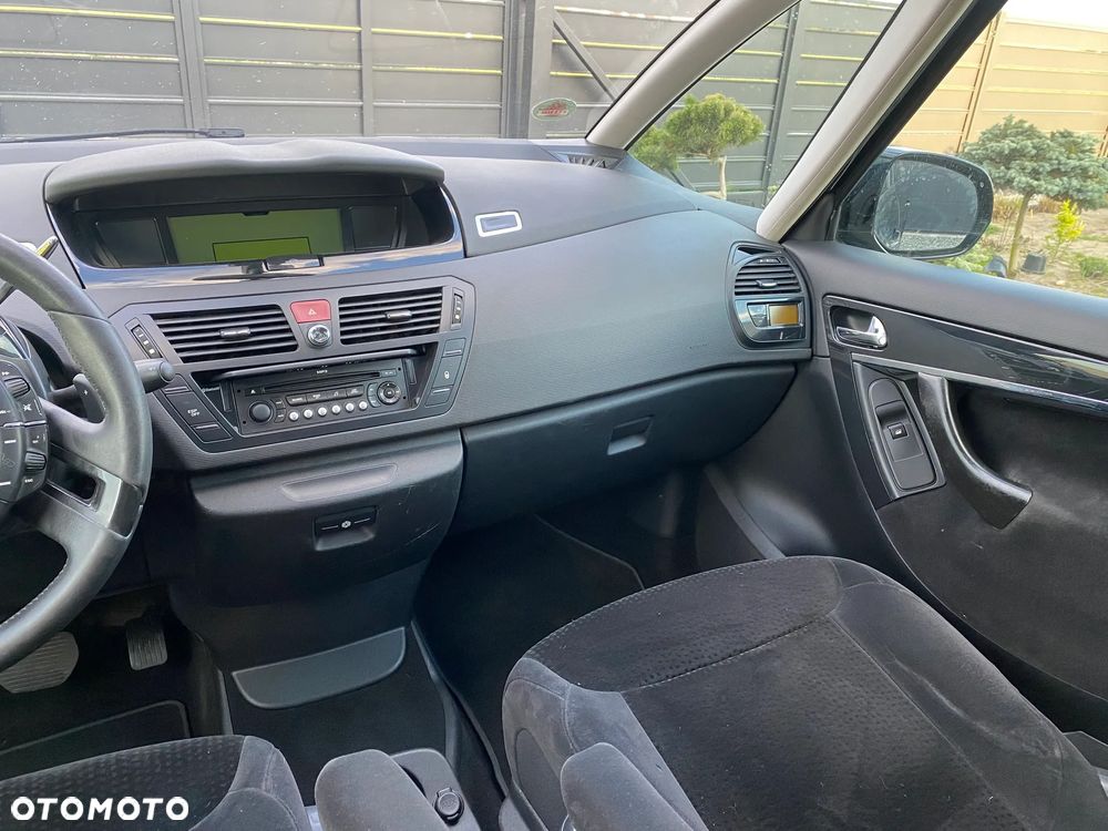Citroën C4 Grand Picasso 2.0 HDi FAP Exclusive - 3