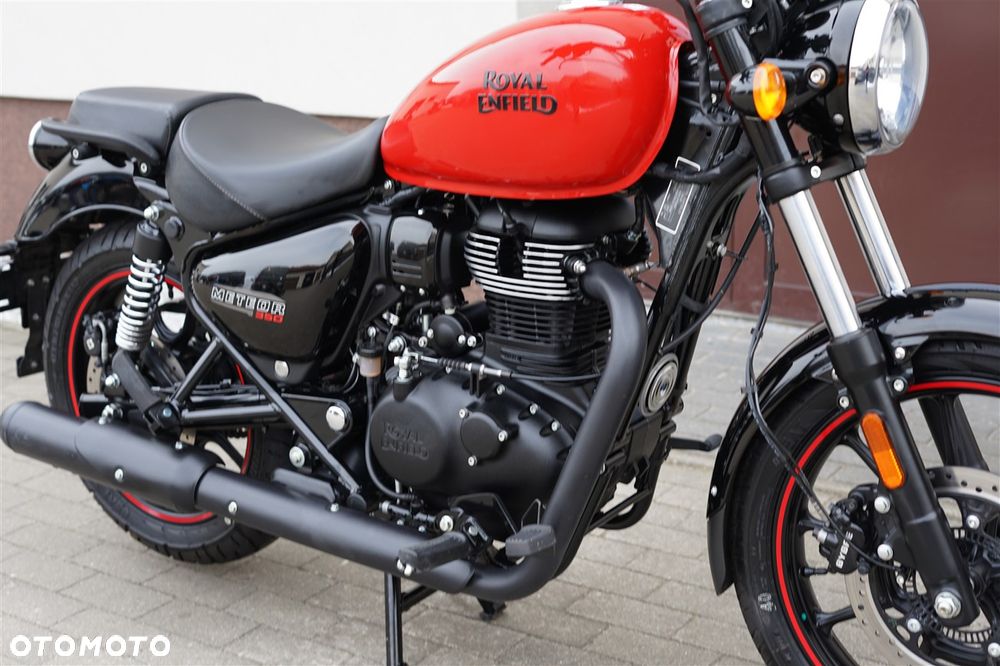 Royal Enfield Meteor - 13