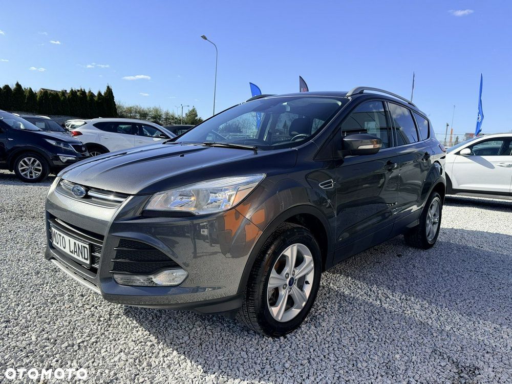 Ford Kuga 2.0 TDCi 4x2 Titanium - 2